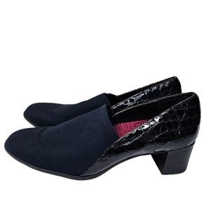 Munro Women's Bilee Black Leather And Stretch Fabric Heels M310898 Size 8M